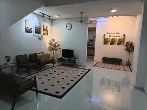 Rimbunan Desa Homestay with Private Pool