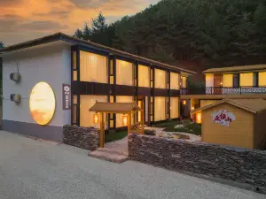 花築 如院プレミアム民宿（五台山風景区）