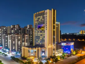 THE HORIZON HOTEL