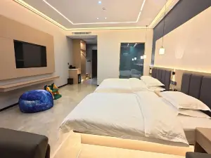 Kailu Lanting Hotel