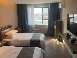 玉門市車友之家中国式旅館