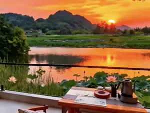 FIoating Life Dream Lake View Homestay