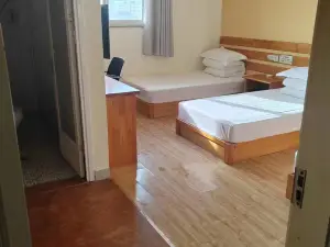 Yidu Hotel