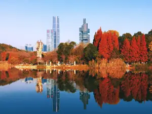 HUACHENG·V Time Walk Hotel (Guanshanhu Park Lincheng West Road Subway Station Branch)