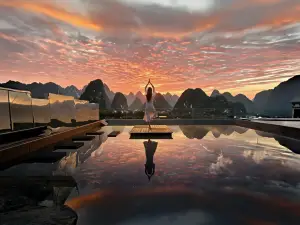 Yangshuo·JUE | AWAKENING • Viewing Guilin Landscape • Garden Pool • Resort Mansion