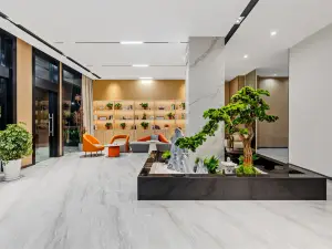 Wanning Holiday Hotel
