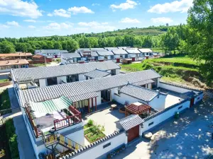New Chinese Siheyuan (Zhangbei Grassland Sky Road)