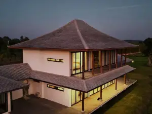 Sunyee Plus Resort