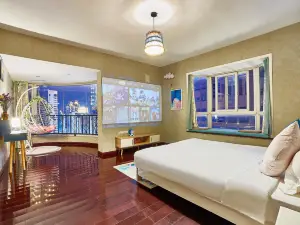 Most Beautiful in the Clouds · SQ · High-Altitude Riverside Scenic Stay