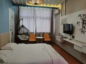 Fangcheng Feite Theme Hotel