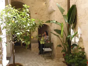 P43 Sicilian Suites