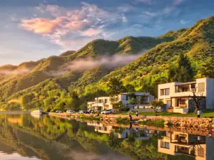 Gift of the Mountain · Forest & Lake | Chain Homestay Resort Zone