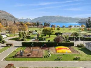Hampshire Holiday Parks – Wanaka