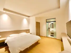 Yufeng Xiangrui Inn