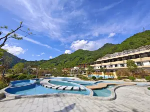 雲間康養度假民宿