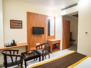 HOTEL AVENUE 30