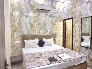 hotel 8 inn