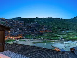 Miao Village Inn (West River Thousand Miao Village No.1 Wind and Rain Bridge Store)