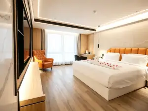 Harbin Central Street Huasu Yishe Boutique Hotel (Saint Sophia Church)
