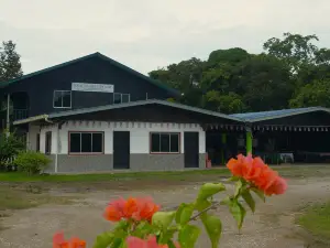 Sukau Village View Stay & Backpackers