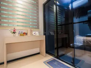 Pingtan Maiji Inn (Blue Tears View Scenic Spot Store)