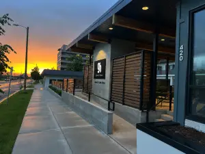 米蘇拉格拉維蒂豪斯飯店