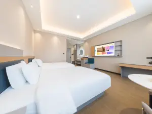 Luntai Yihai Hotel