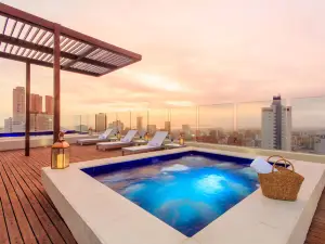 NH Collection Barranquilla Smartsuites Royal