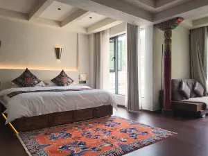 Dege Intangible Heritage Hotel