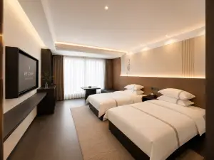 Lanfu Shiguang Hotel (Weining Caohai Station)