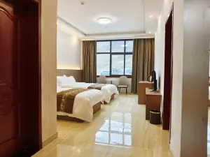 Ngamring Angzhuorenmu Grand Hotel