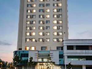Ximu Hotel Kunming MixC (Dongjiao Road Metro Station)