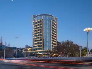 Vienna International Hotel (Anshun Ancient City Gufu Street Branch)