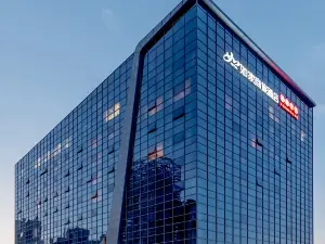 Homeinn Plus Hotel (Baoneng Plaza, Yizheng Bus Station, Yangzhou)