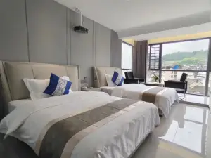 Jinfan · City Altitude Audio-visual Homestay (Liping Qiaojie Scenic Area)