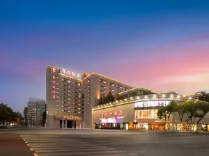 Oriental Hotel