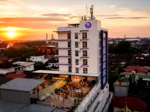 Maestro Hotel Pontianak