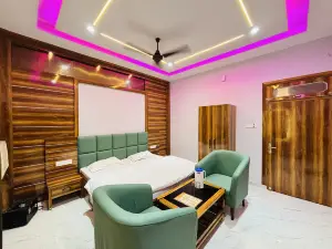 Shri Ram Hotel