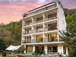 Guchi · Mountain Wilderness Boutique Hotel
