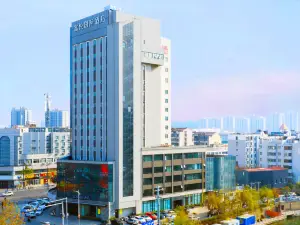 Xuzhou Pengcheng Square Riverside Hotel