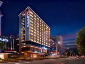 柏曼飯店（梧州市政府旺城廣場店）