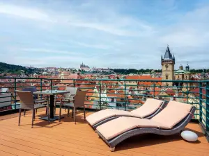 호텔 레온 도로