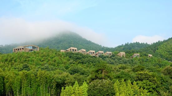 Meijie Mountain Hotspring Resort