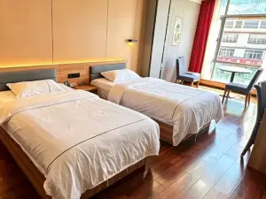 Yadong Impression Hotel