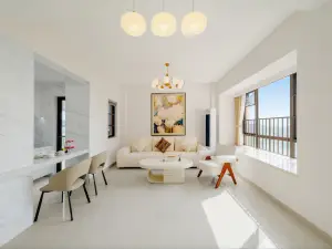 Floral Hotel· Moon Seaview Hotel