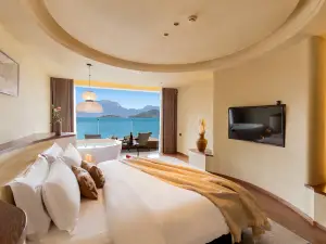 Lugu Lake Luzhixu Hotel (Sanjiacun Wharf Store)