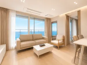 Emerson Suite Naksan