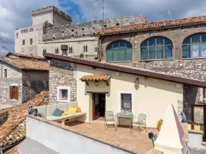 AURORA MEDIEVAL HOUSE
