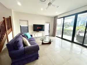 Brand new 4-bedroom duplex apartment with central air conditioning