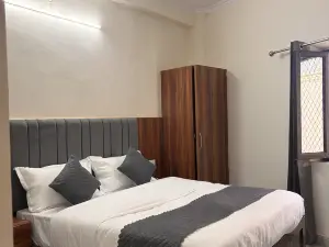 Janki Homestay Rishikesh Laxman Jhula